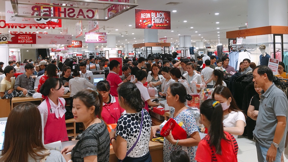 Không khi mua sắm tại AEON vào ngày Black Friday 2017
