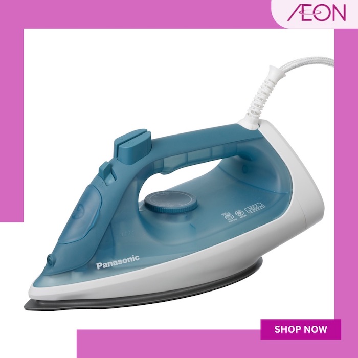 Bàn ủi hơi nước Philips nhỏ gọn, màu sắc hiện đại được bày bán tại TTBHTH & Siêu thị AEON.