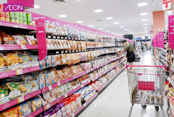 Thực khách có thể cân nhắc lựa chọn sản phẩm thuộc nhãn hàng TOPVALU do AEON trực tiếp kiểm soát chất lượng
