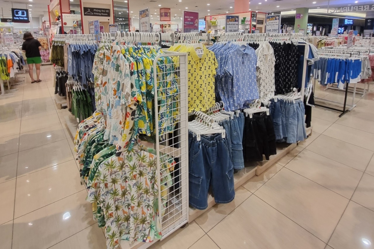 Trang phục của trẻ từ 10 - 14 tuổi đa dạng mẫu và phong cách 